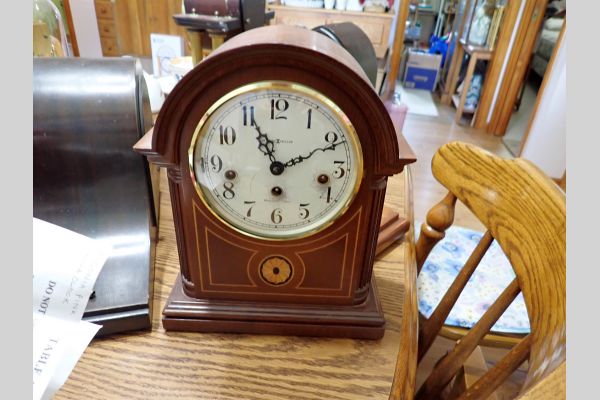 Auction listing photo