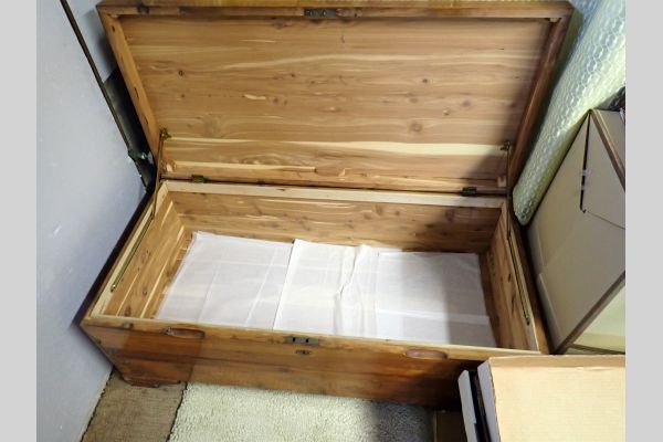 Auction listing photo