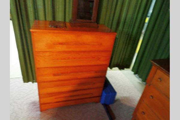 Auction listing photo
