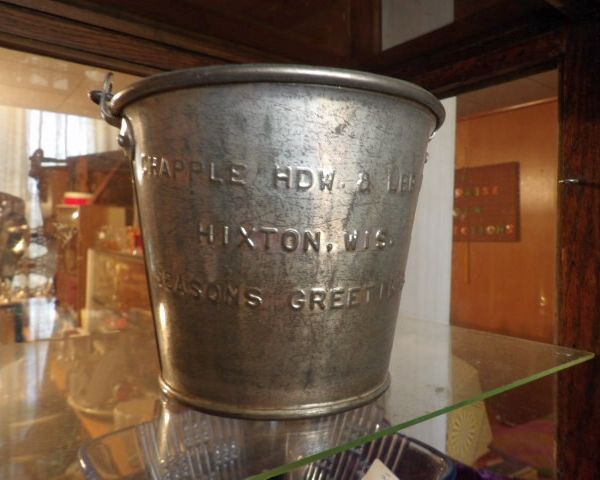 auction image