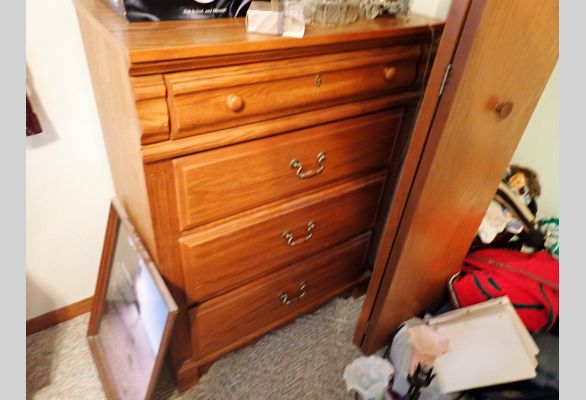 Auction listing photo