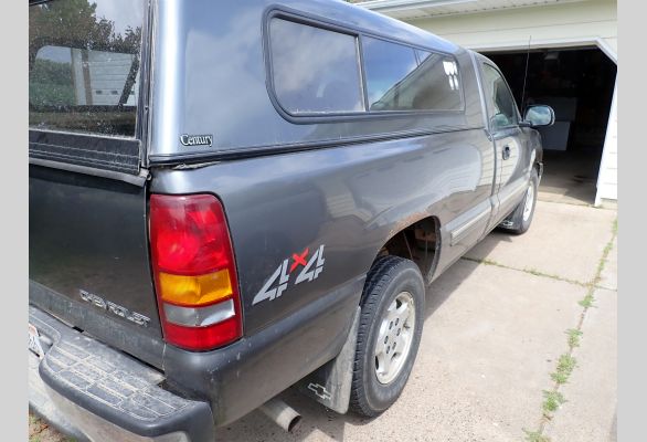 Auction listing photo