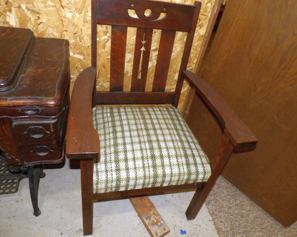 auction image