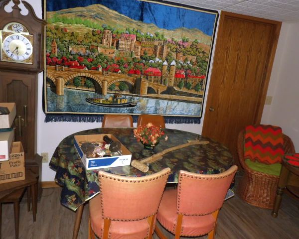 auction image