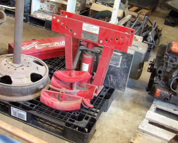 auction image