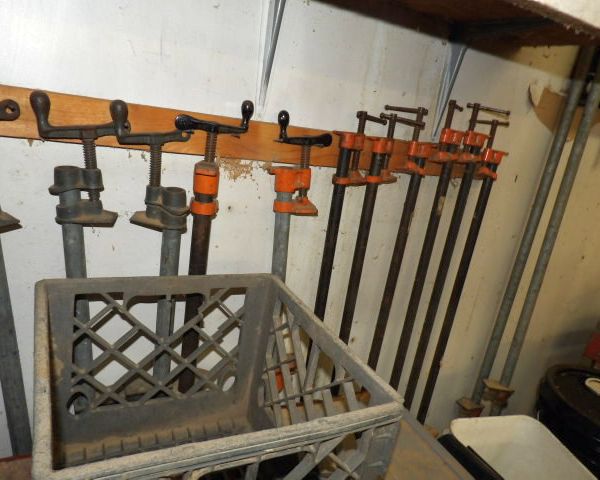 auction image