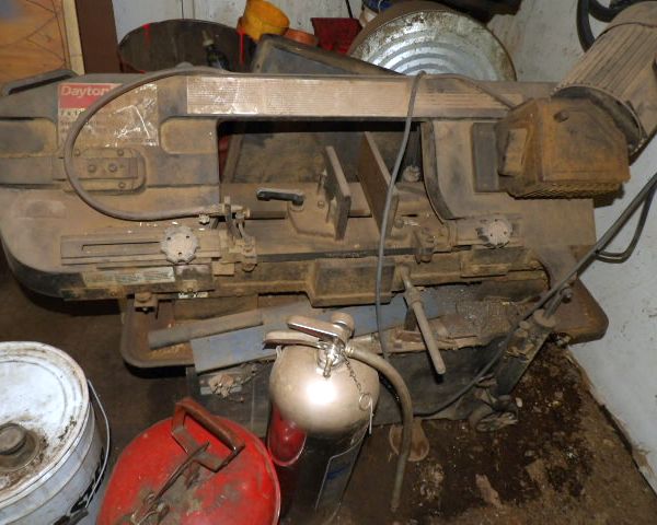 auction image