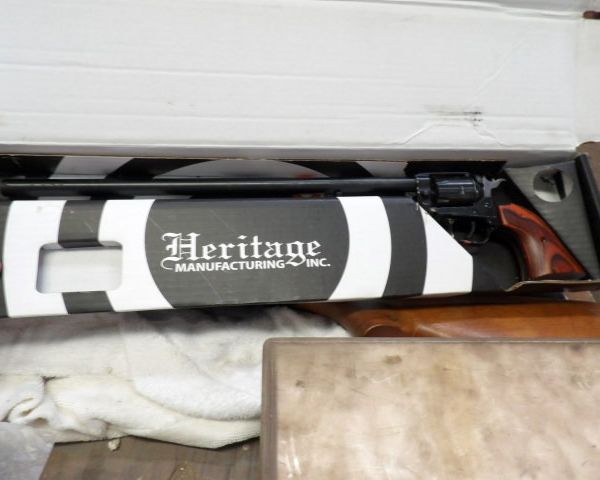 auction image