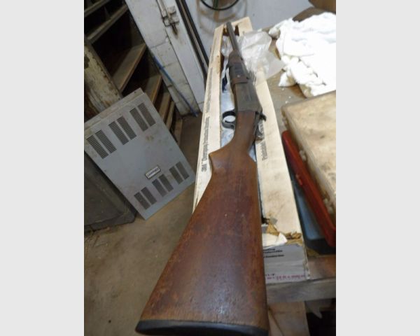 auction image