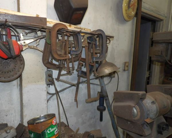 auction image