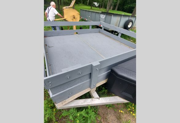 Auction listing photo