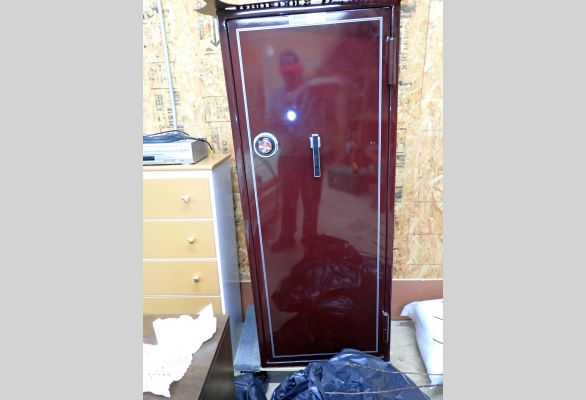 Auction listing photo