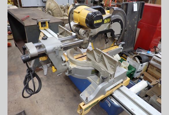 Auction listing photo