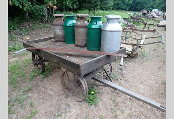 Auction listing photo