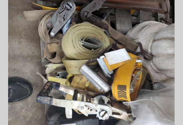 Auction listing photo