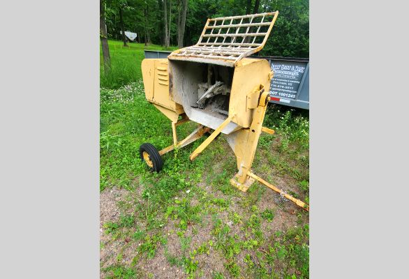 Auction listing photo