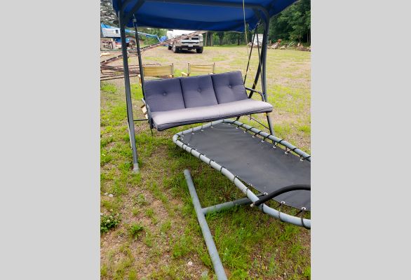 Auction listing photo