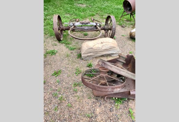 Auction listing photo