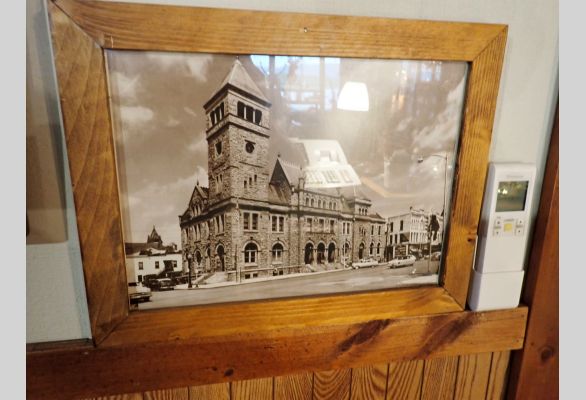 Auction listing photo