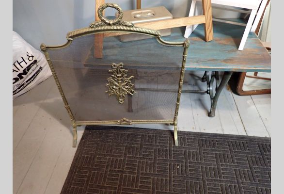 Auction listing photo