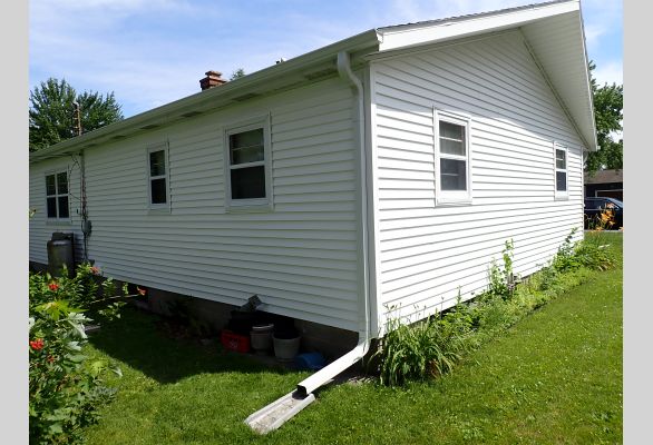 Auction listing photo
