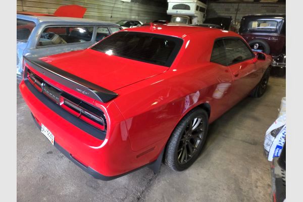 Auction listing photo