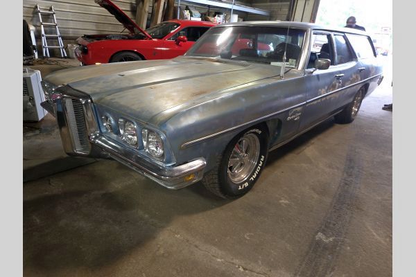 Auction listing photo
