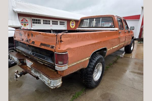 Auction listing photo
