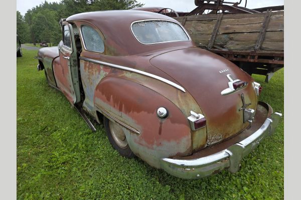 Auction listing photo