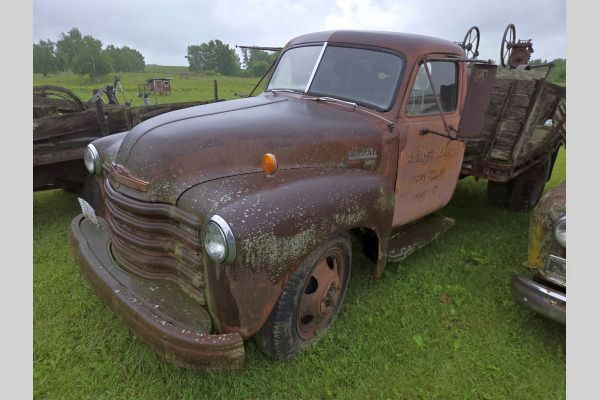 Auction listing photo