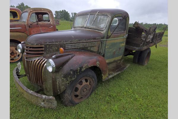 Auction listing photo