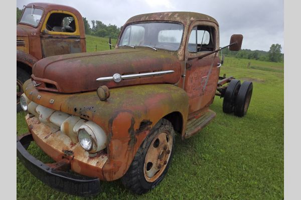 Auction listing photo