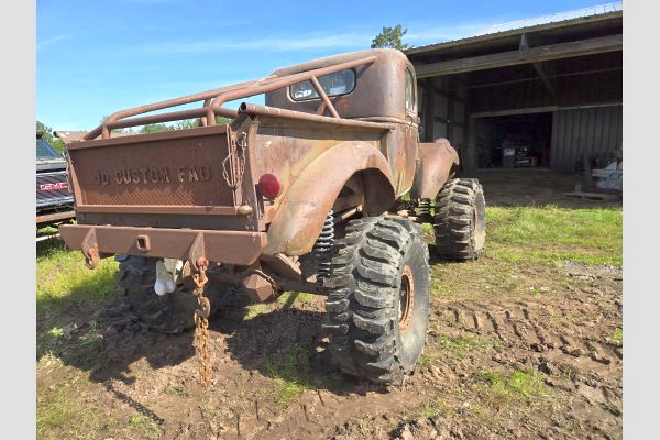 Auction listing photo