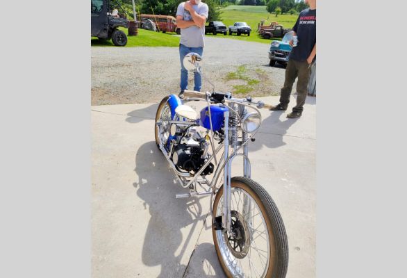 Auction listing photo