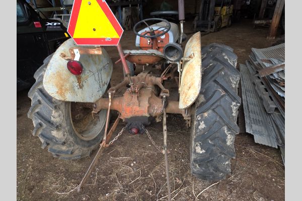 Auction listing photo