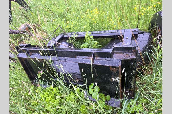 Auction listing photo