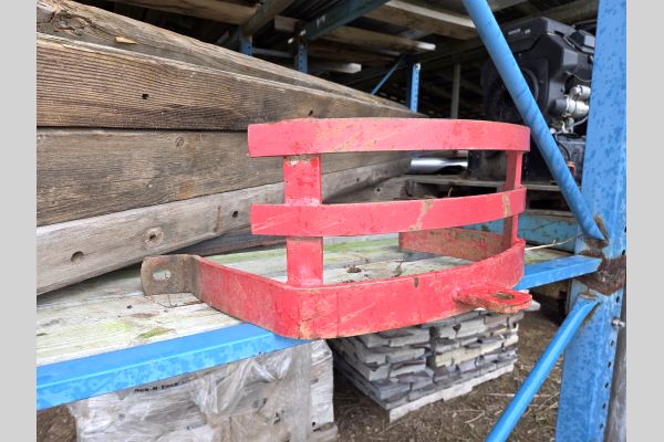 Auction listing photo