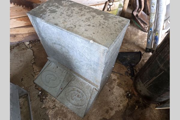 Auction listing photo