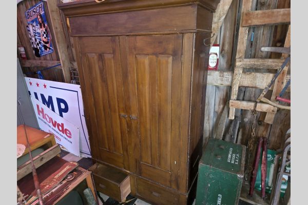 Auction listing photo
