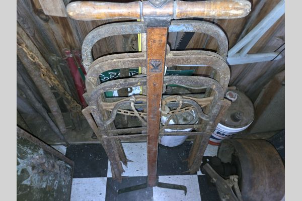 Auction listing photo