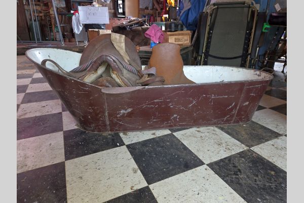 Auction listing photo
