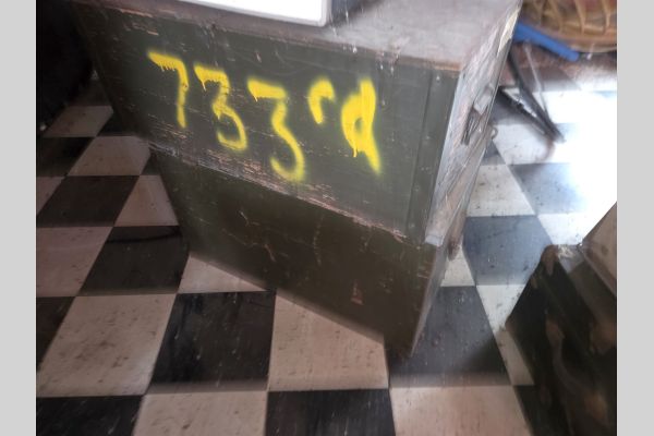 Auction listing photo