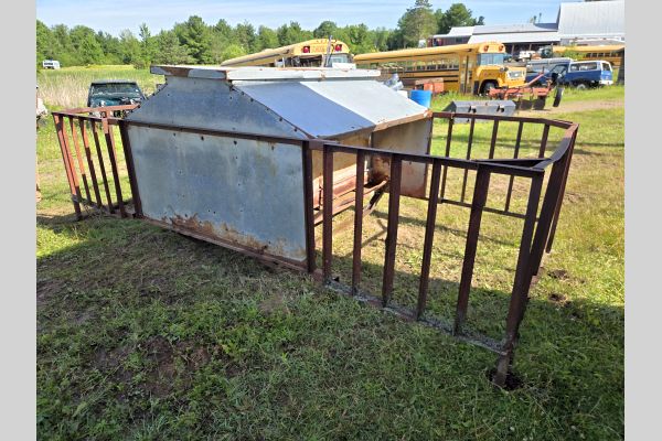 Auction listing photo