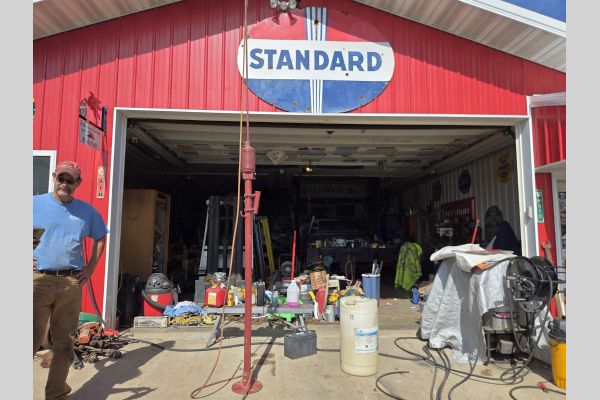 Auction listing photo