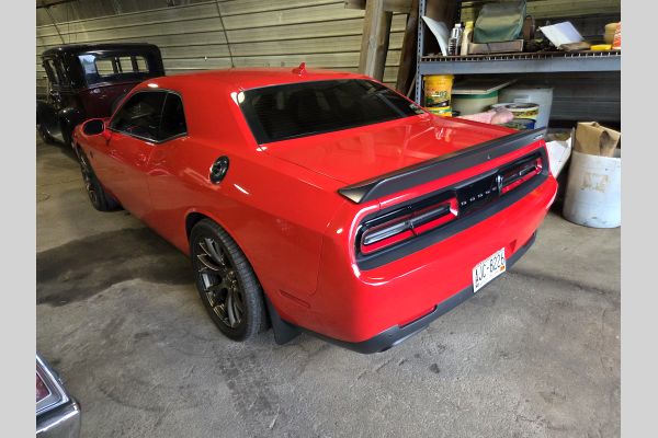 Auction listing photo