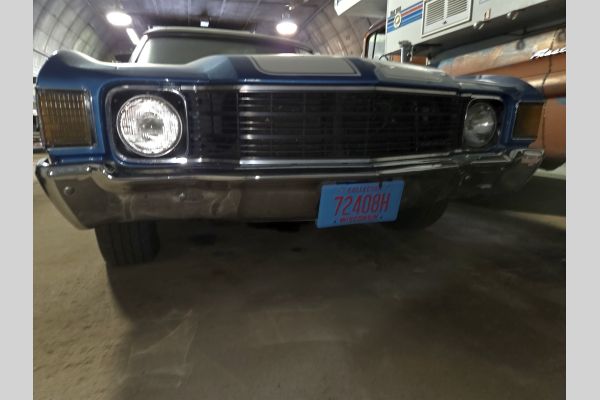 Auction listing photo