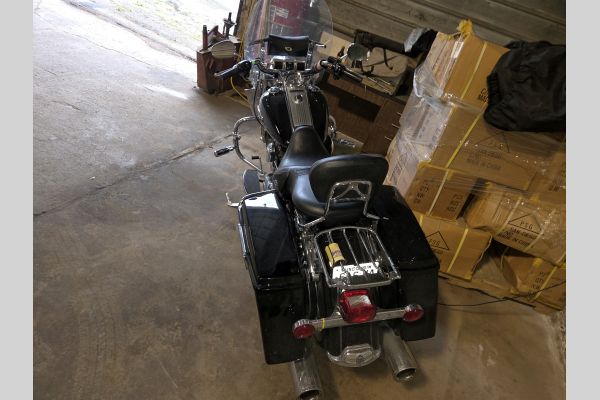 Auction listing photo