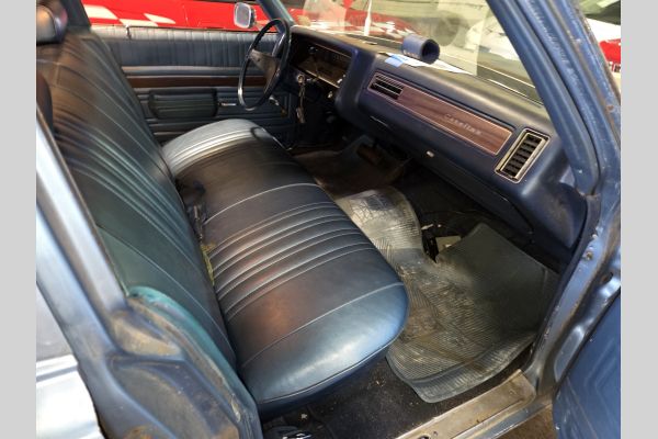 Auction listing photo