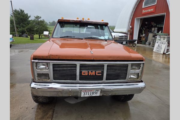 Auction listing photo