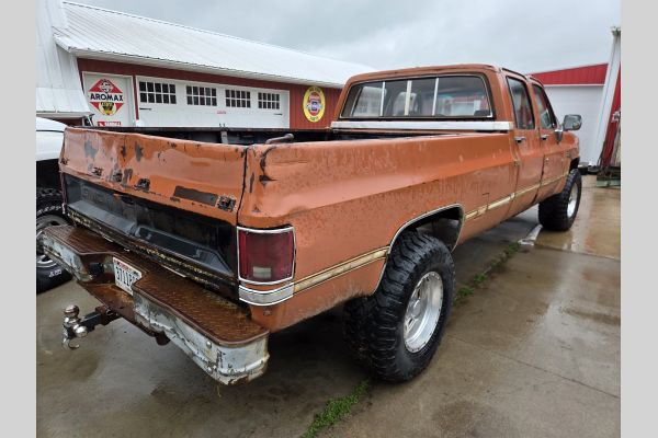Auction listing photo
